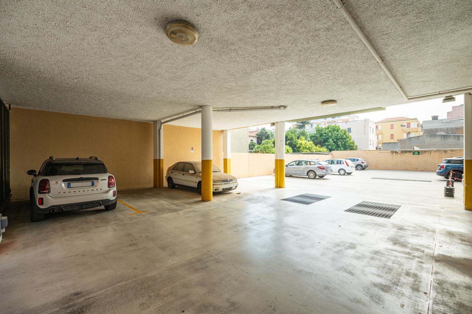 卡利亚里Greta House San Benedetto公寓 外观 照片