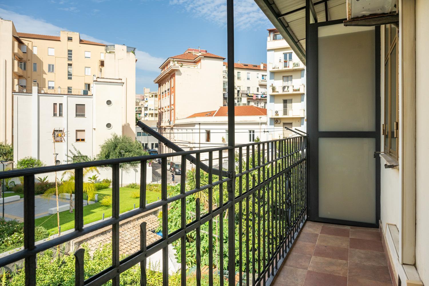 卡利亚里Greta House San Benedetto公寓 外观 照片